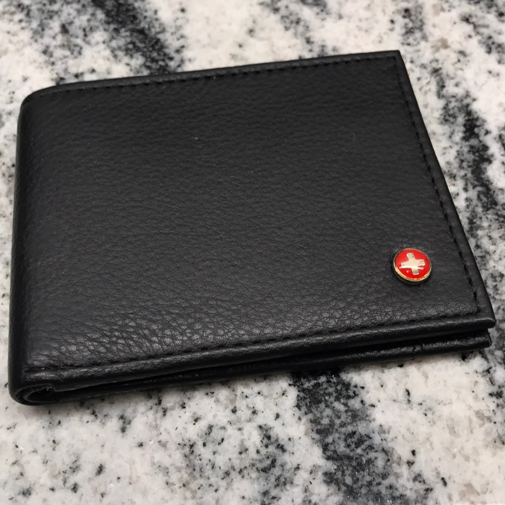 Alpine Swiss Black Leather Wallet NWY